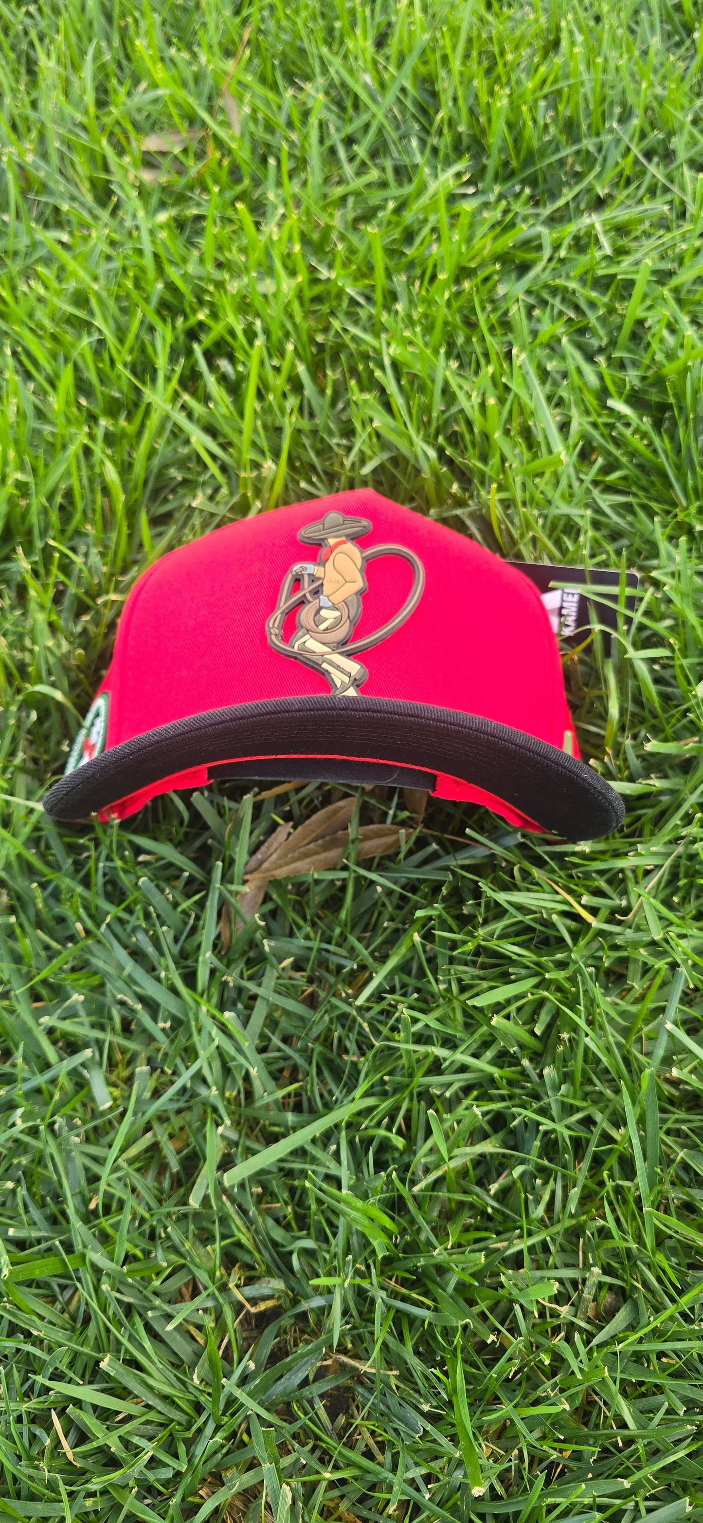 Floreo A Pie Classicas Federada Pin Terre Hats